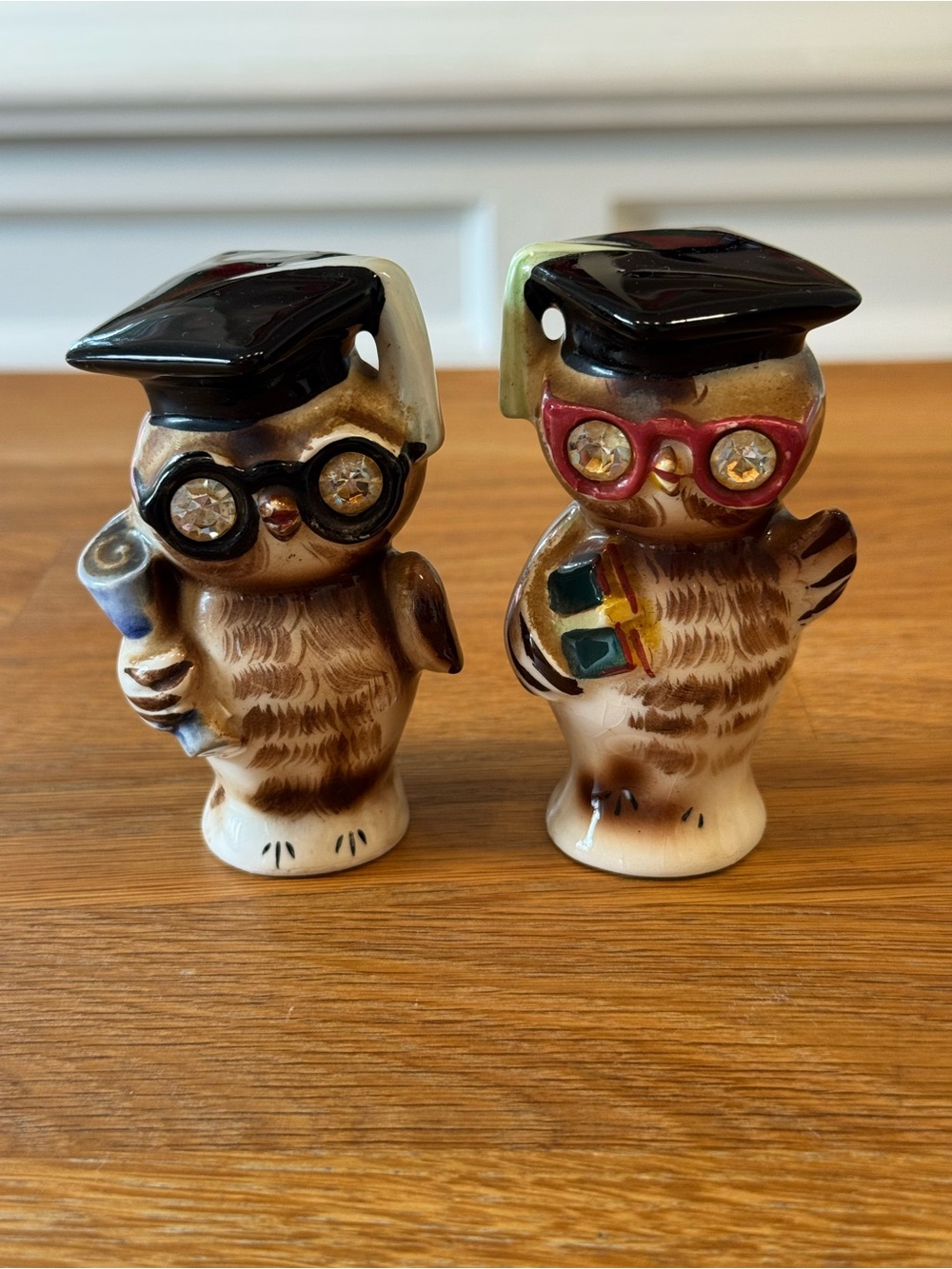 🦉🎓 Vintage Lefton Graduate Owl Salt & Pepper Shakers | Jeweled Eyes 1956